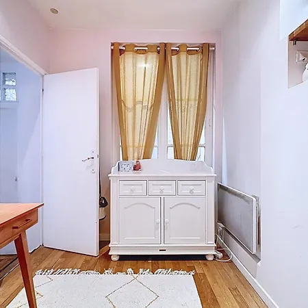 Spacious Oberkampf Near Bastille * Paris