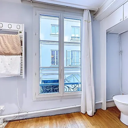 Apartment Spacious Oberkampf Near Bastille Paris