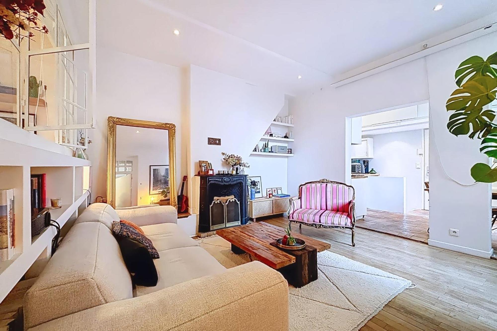 Spacious Oberkampf Near Bastille Apartment
