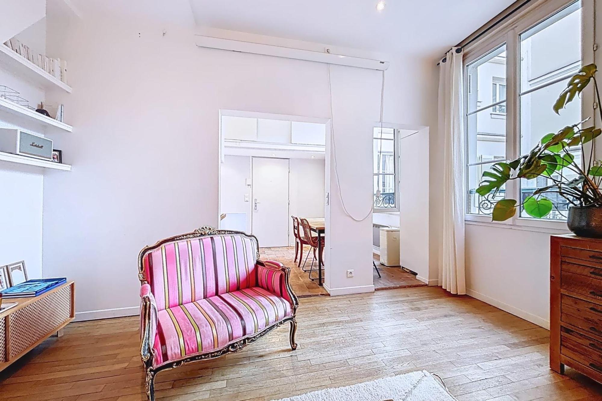 Spacious Oberkampf Near Bastille * Paris