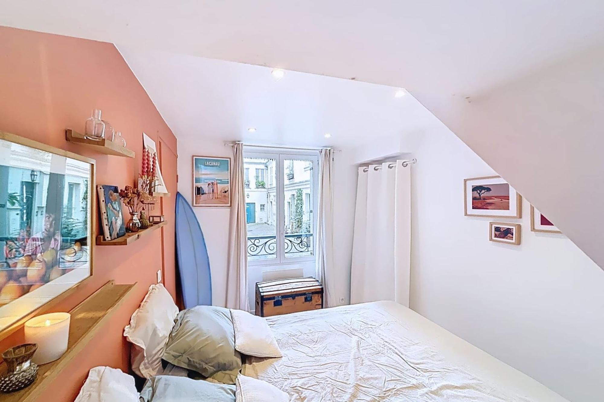 Spacious Oberkampf Near Bastille Paris